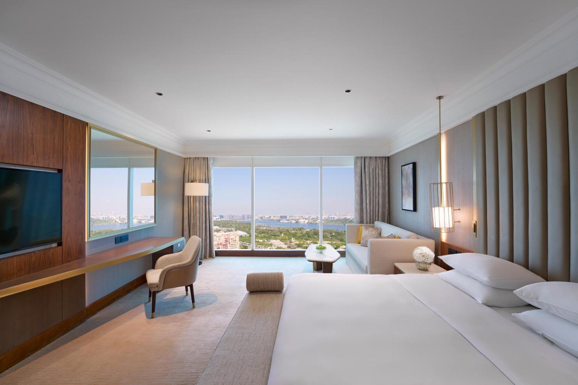 Grand Suite NYE Experience compulsory Gala AED 1600 per adult AED 800 per child